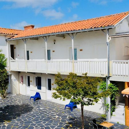 Les Baigneurs Hotel Saint Gilles Croix de vie Ngoại thất bức ảnh